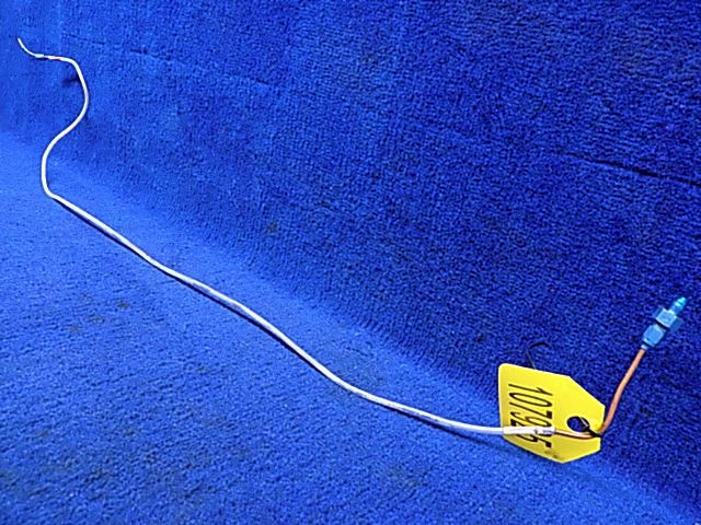 37343-12 Piper - Tube - Fuel Flow Pressure Wing LH